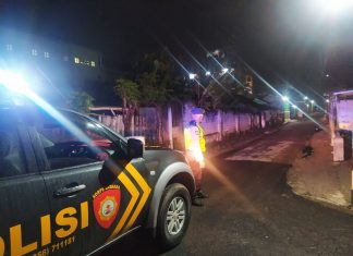 Patroli pemukiman padat penduduk