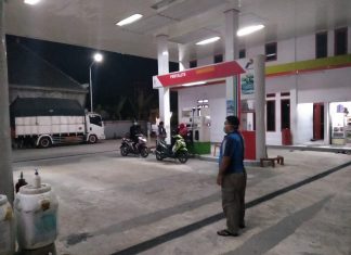 Unit Reskrim Polsek Plumpang Laksanakan Kring Serse Dini Hari SPBU, Antisipasi Kriminalitas.