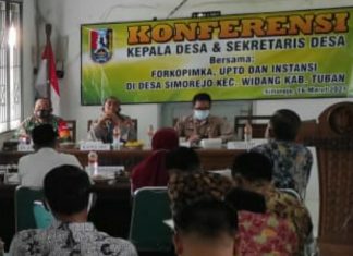 *Hadir Dalam Konferensi Kades dan Sekdes, Kapolsek Widang Sampaikan Agar Desa Berperan Dalam Mencegah Kerumunan hingga Peredaran Miras*
