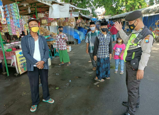 untuk menahan laju penyebaran covid-19, Polsek Tuban laksanakan Giat Yustisi