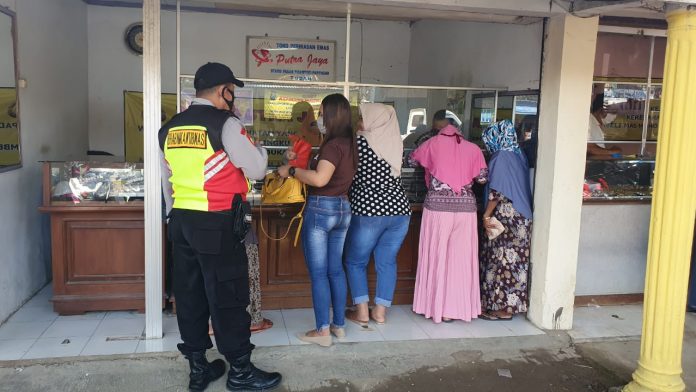 WhatsApp Image 2020-12-13 at 09.20.37