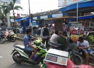 KEAMANAN DAN KESELAMATAN ANDA BAGIAN DARI TANGGUNG JAWAB KAMI, POLSEK MERAKURAK LAKSANAKAN PATROLI SEKITAR PASAR