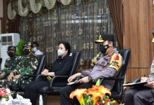 Bersama Panglima TNI, Kapolri Tinjau Pos Penyekatan Merak-Bakauheni