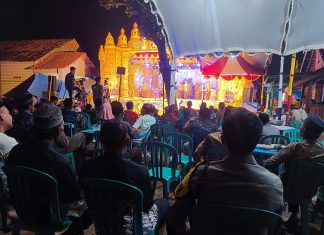 Beri rasa aman, Polisi Polsek Kenduruan Polres Tuban gelar pengamanan hiburan rakyat ketoprak