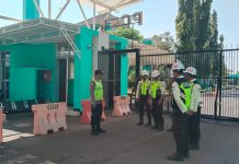 Sambang pos keamanan